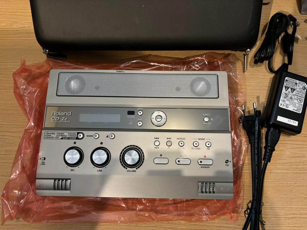 roland CD-2e SD/CD recorder NEUF, Enlèvement, Neuf, Audio
