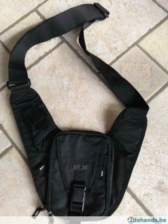 Zeer praktisch overlangs handtasje (veel opbergvakjes), Handtassen en Accessoires, Tassen | Damestassen, Nieuw