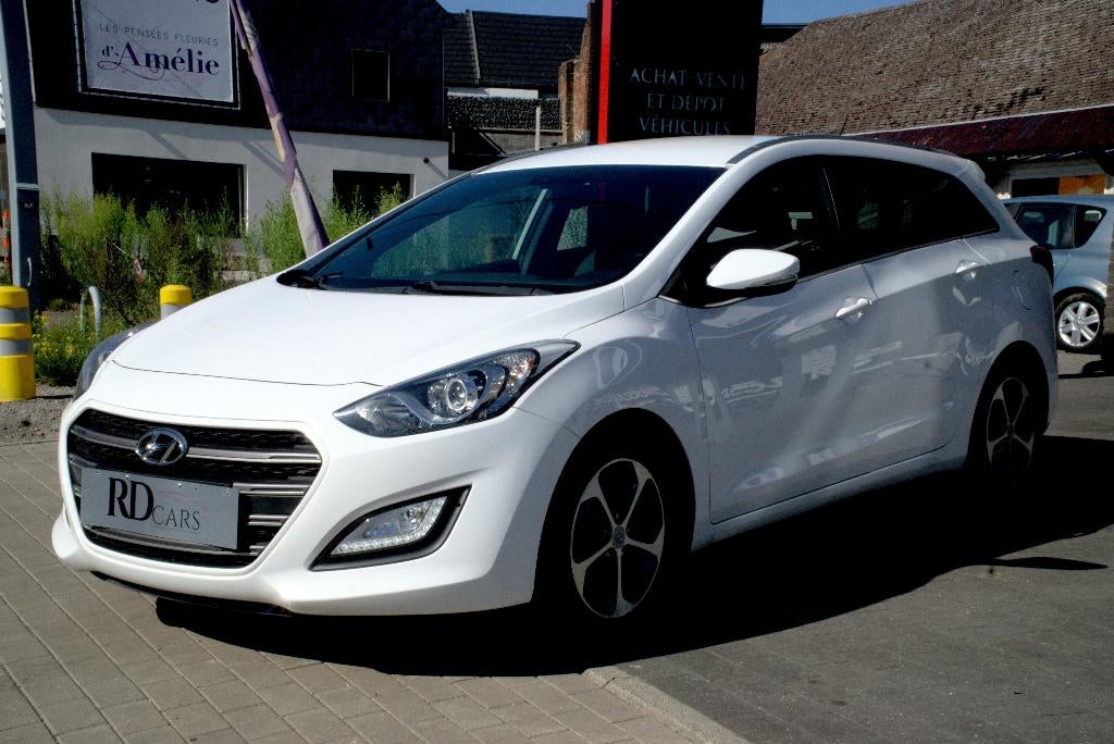 Hyundai i30 1.6 CRDI, Autos, Hyundai, 1940 kg, Achat, Euro 6, Entreprise