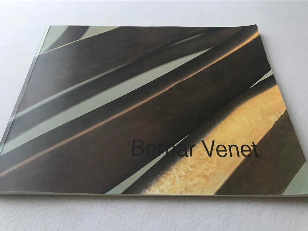 Bernar Venet Sculptures Drawings 70pag, Ophalen of Verzenden, Zo goed als nieuw, Beeldhouwkunst
