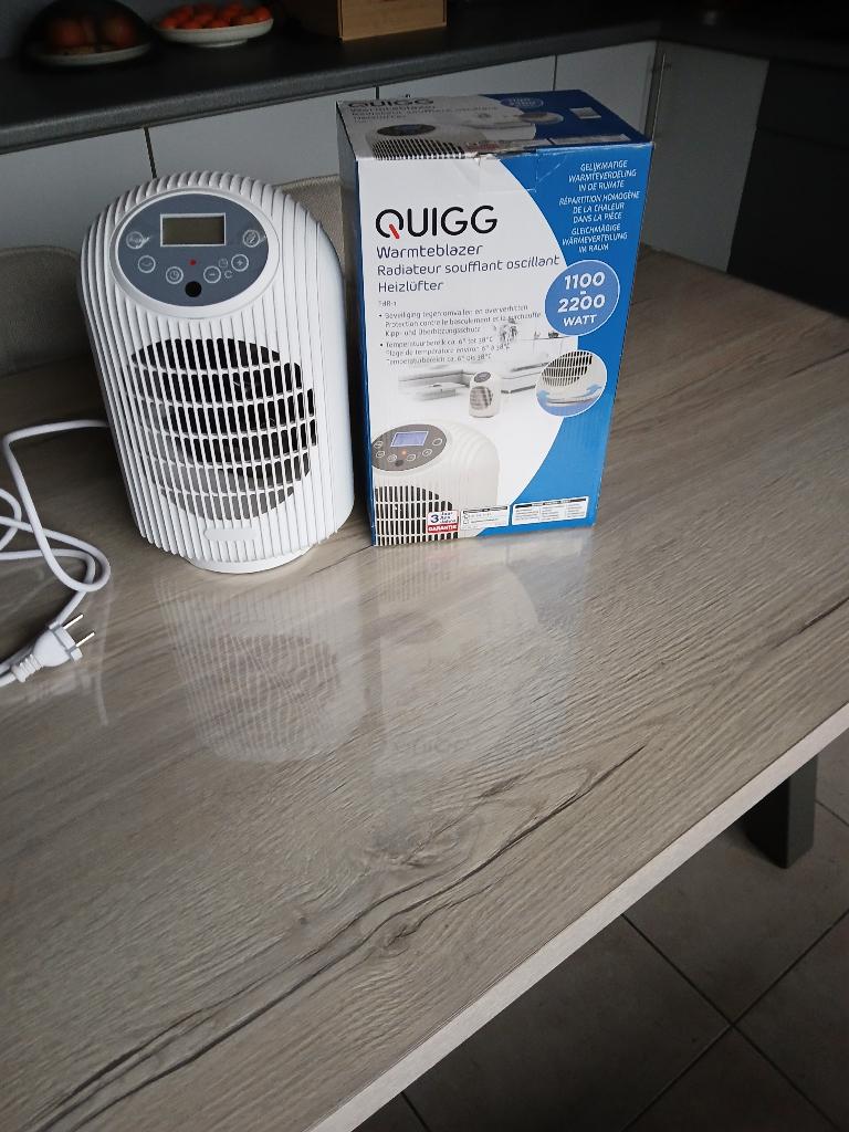 warmte kachel, Ophalen, Zo goed als nieuw, Radiatorventilator