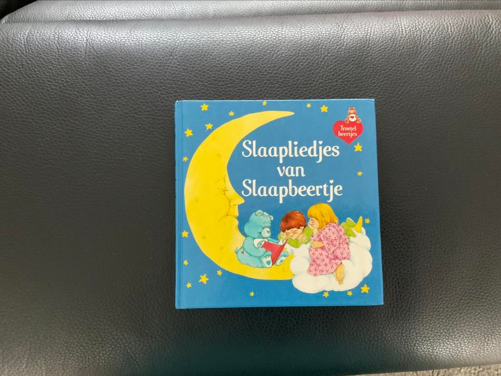 Slaapliedjes van slaapbeertje (troetelbeertjes), Boeken, Ophalen of Verzenden, Zo goed als nieuw