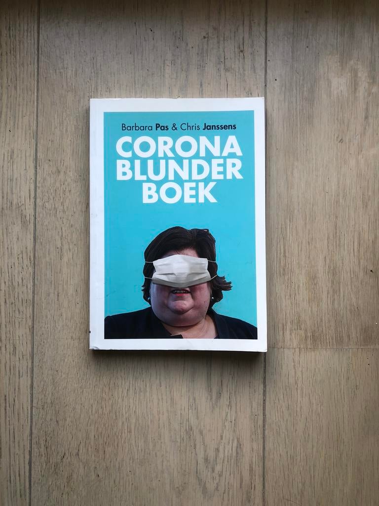 Barbara Pas - Corona Blunderboek, Ophalen, Zo goed als nieuw, Barbara Pas; Chris Janssens