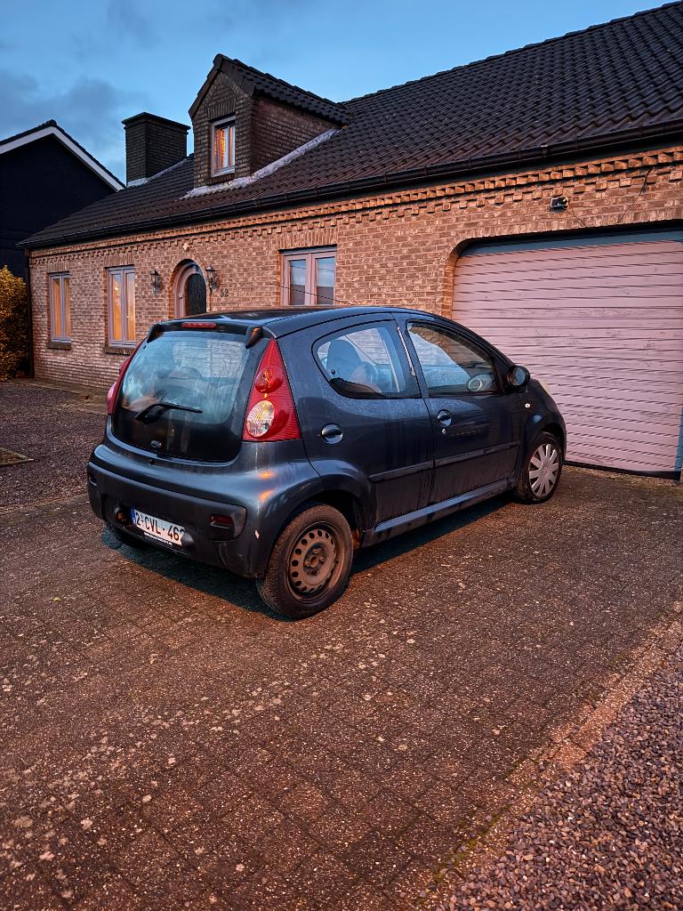 Auto, Auto's, Voorwielaandrijving, Stof, Zwart, Overige kleuren