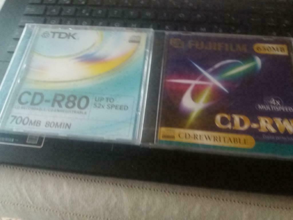 2 nog in plastiek verpakte CD-RW+CD-R80, Enlèvement ou Envoi, Neuf, dans son emballage
