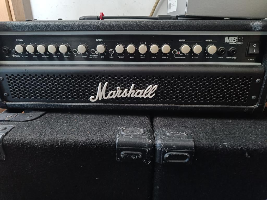 Tête de basse Marshall MB450H 450W à 2 canaux, Enlèvement, Comme neuf, Guitare basse, 100 watts ou plus