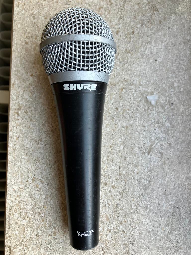 Microphone SHURE PG58, excellent état, avec On/Off, Enlèvement ou Envoi, Utilisé, Micro chant