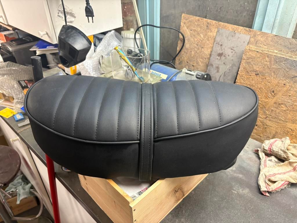 Selle honda dax 6v, Enlèvement, Comme neuf