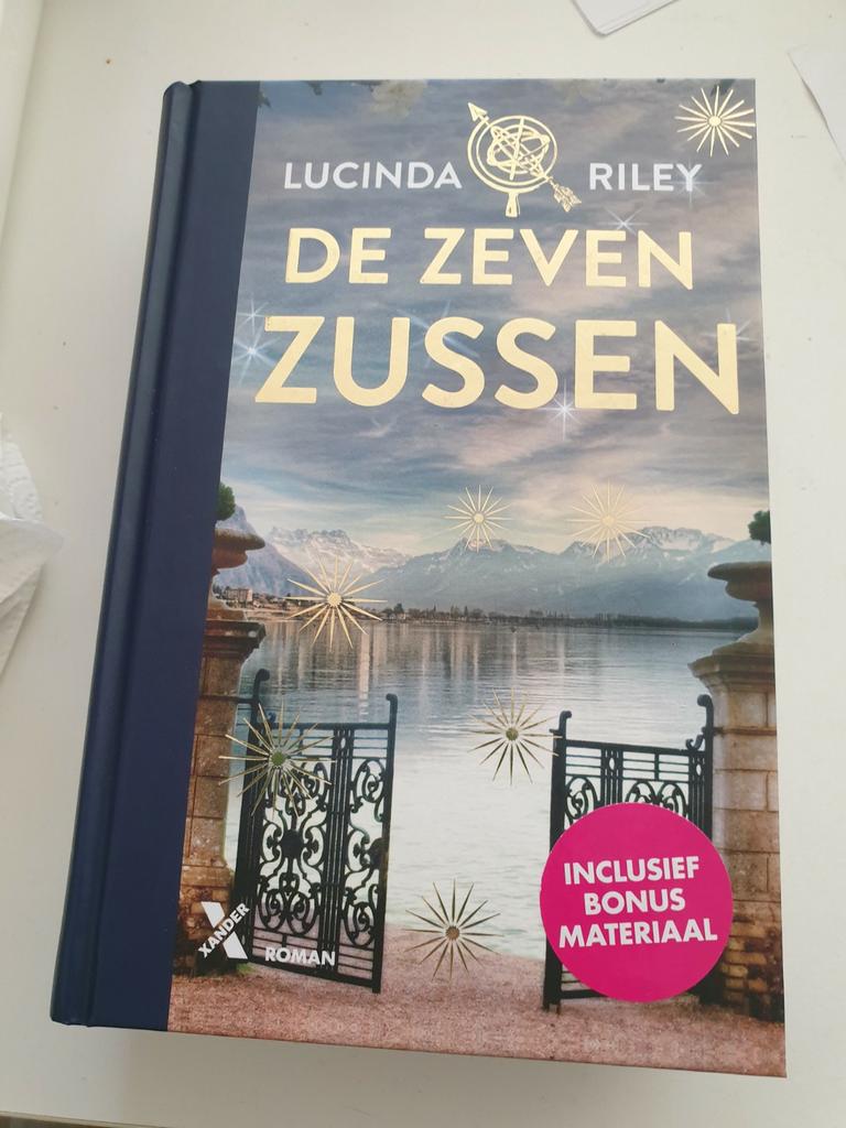 Lucinda Riley - De zeven zussen. DEEL 1 LUXE HARDCOVER EXTRA, Enlèvement ou Envoi, Neuf, Lucinda Riley