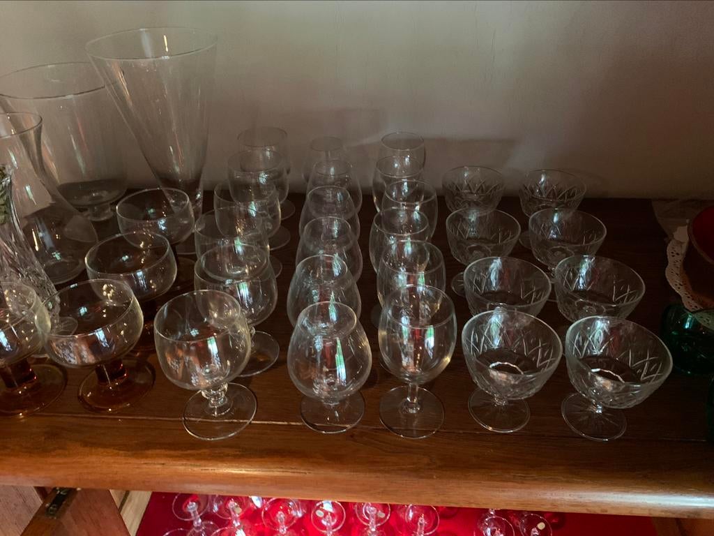 Lot de verres divers, Enlèvement, Comme neuf