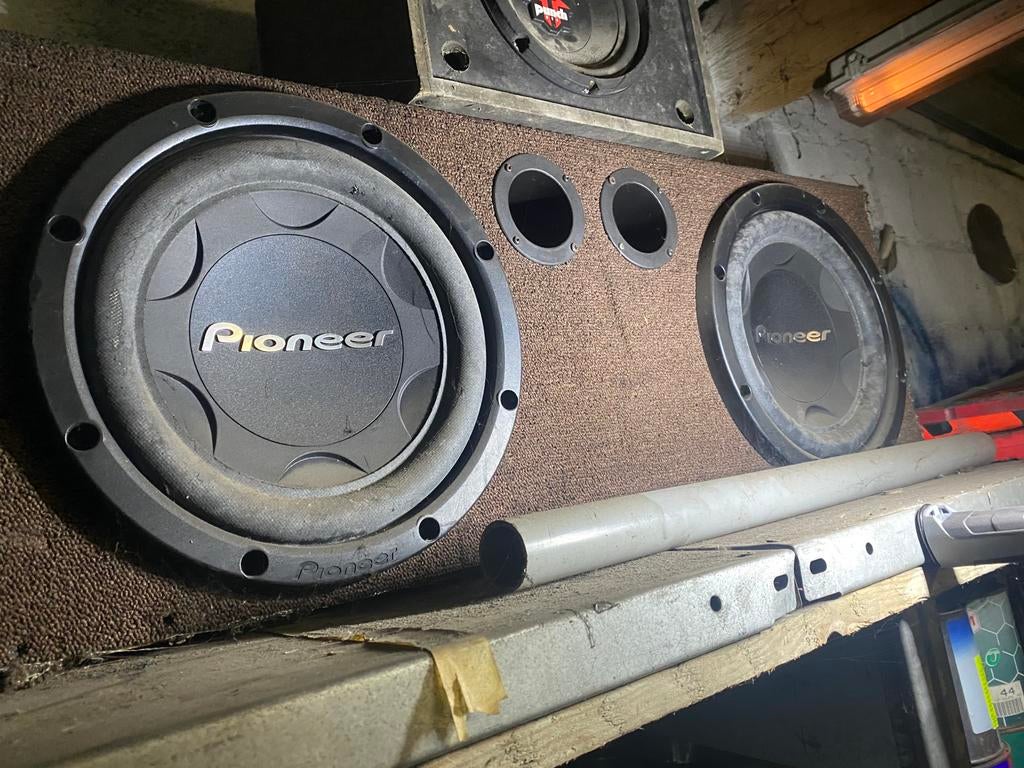 Pioneer woofers + versterker, Auto diversen, Autospeakers, Ophalen, Gebruikt