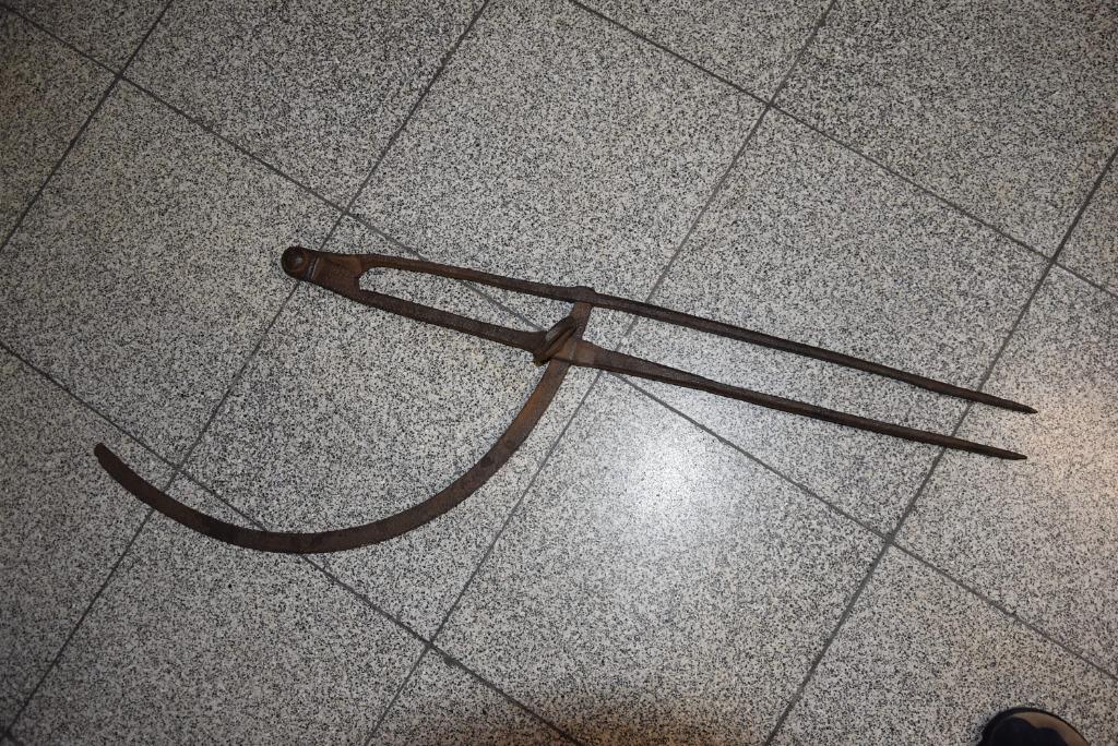 Forge à boussoles ancienne, Antiquités & Art, Enlèvement