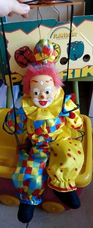 Harlekin Clown op schommel, Verzamelen, Poppen, Ophalen