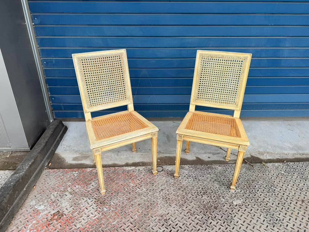 Chaises avec cannage, Enlèvement, Comme neuf