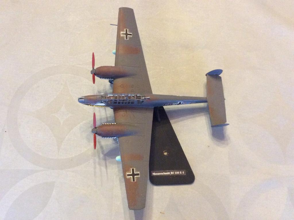 Messerschmltt Bf 110 E-1., Ophalen of Verzenden, Zo goed als nieuw