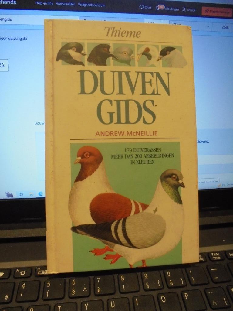 duivengids, Ophalen of Verzenden, Zo goed als nieuw, Vogels