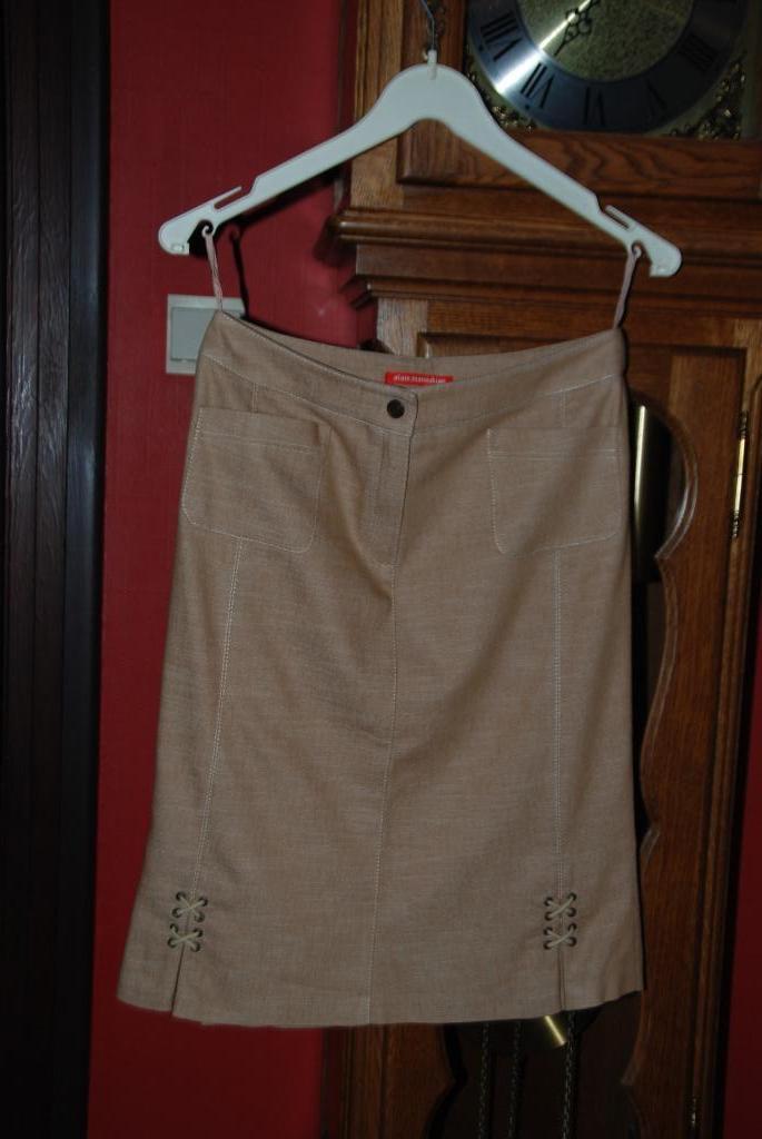 Beige rok „Alain Manoukian” maat 38 als NIEUW!, Kleding | Dames, Maat 38/40 (M), Beige, Alain Manoukian, Ophalen of Verzenden