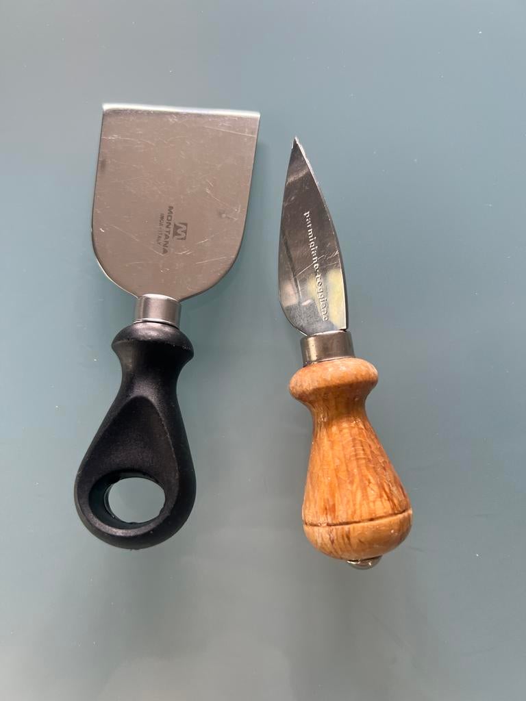 2 couteaux /materiel fromage parmesan, Enlèvement