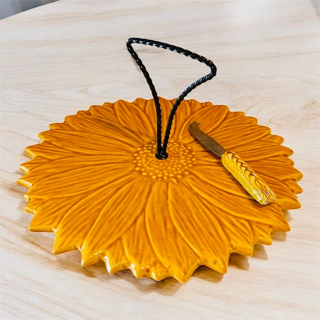 Plateau à fromage vintage – forme tournesol – Made in France, Antiquités & Art, Enlèvement ou Envoi