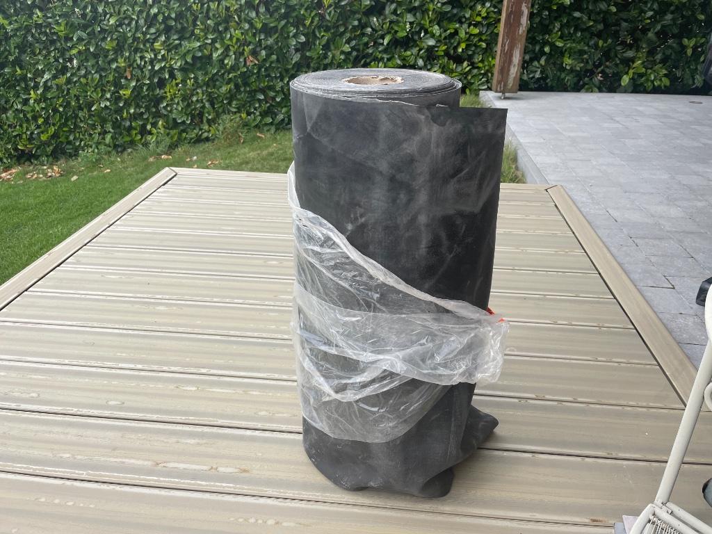 Rouleau de membrane EPDM, Enlèvement