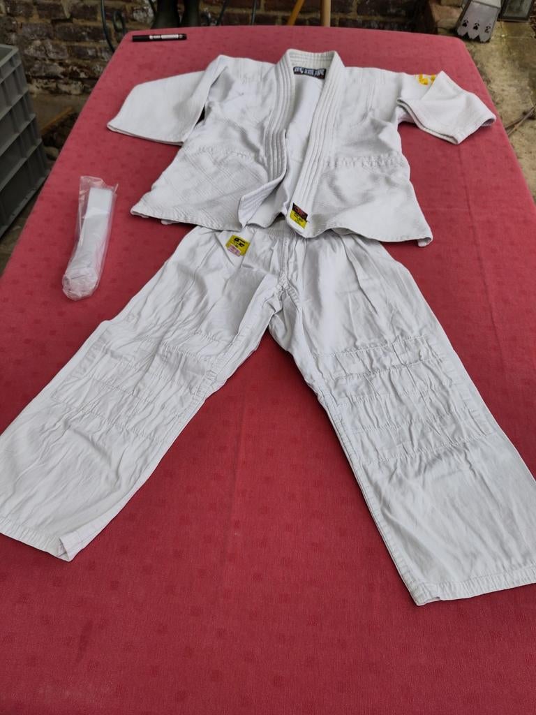 Judogi taille 140, Sport en Fitness, Gebruikt