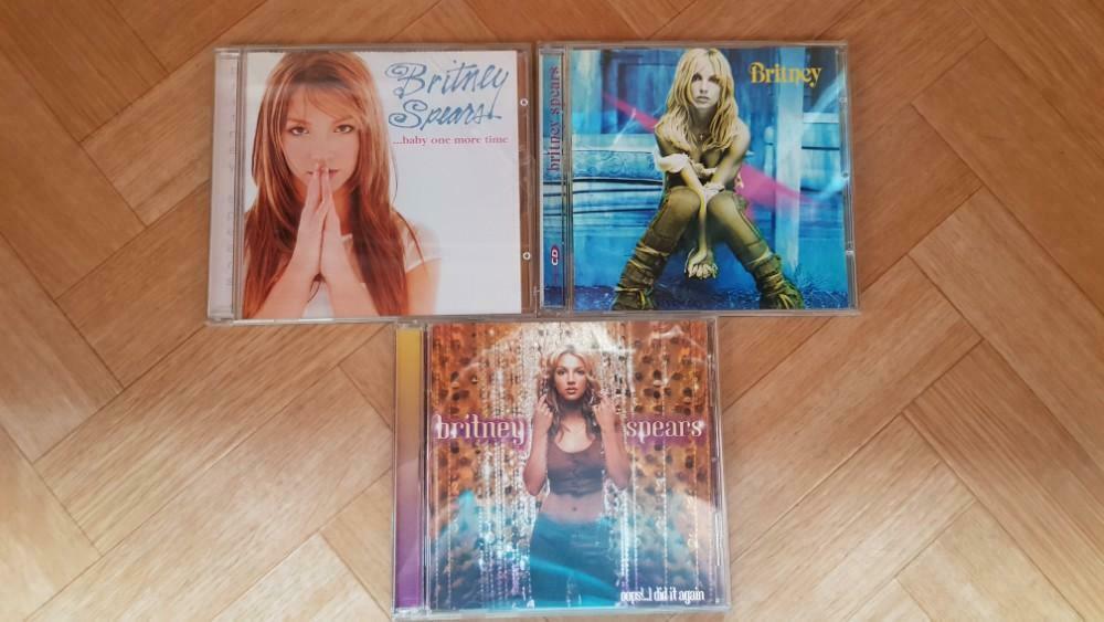 Cd's Britney Spears, Ophalen