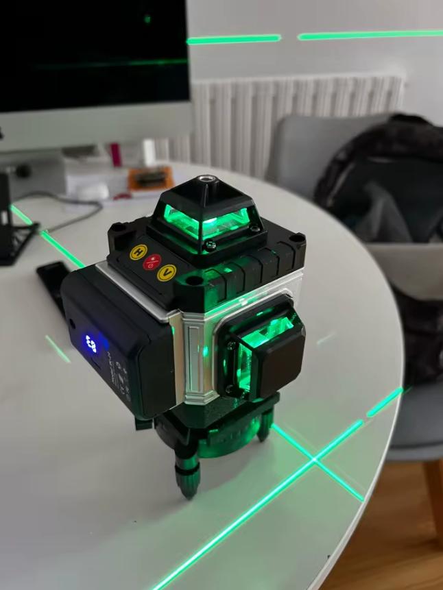 Niveau laser 16 lignes 360 avec télécommande, Envoi, Neuf, Autres appareils de mesure ou compteurs