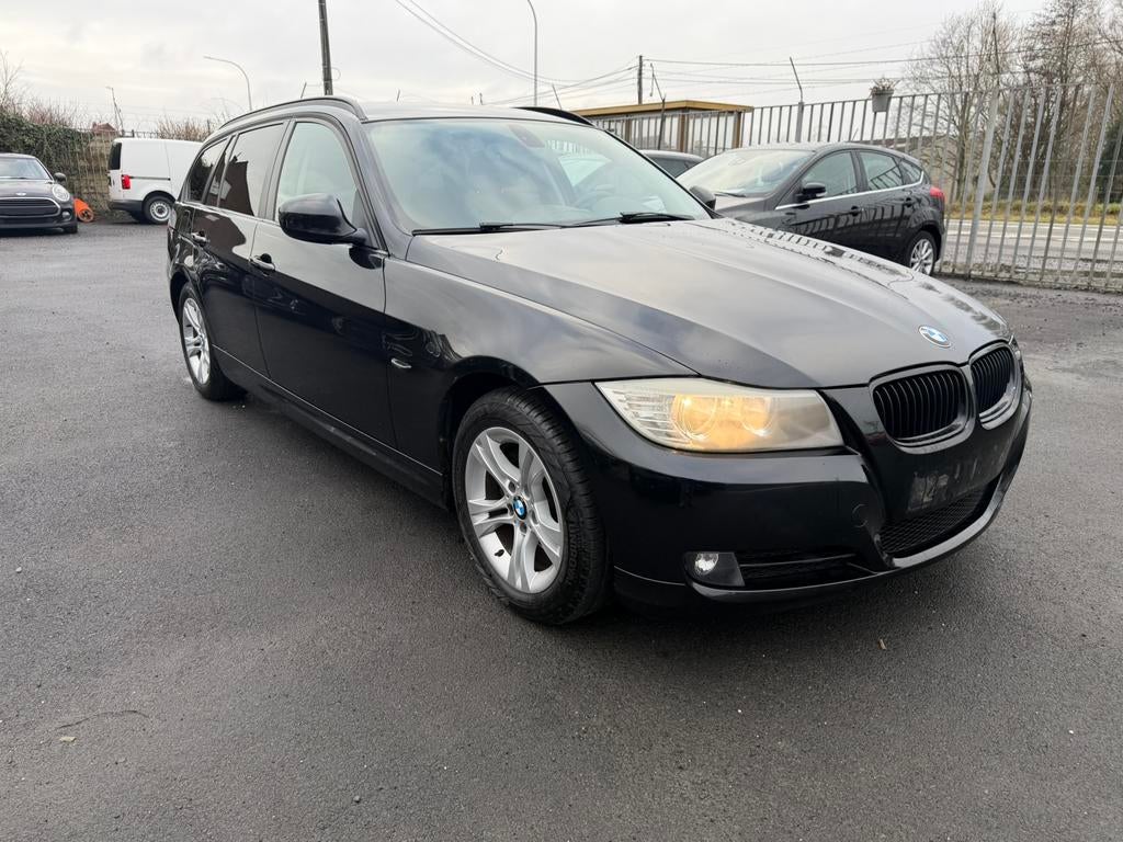 BMW 318 DIESEL 2.0 AUTOMAT EU5, Euro 5, Stof, 1995 cc, 4 cilinders