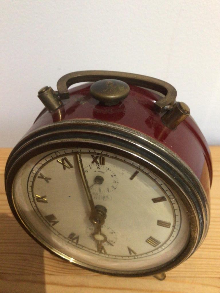 Réveil kienzle duo bordeaux, Ophalen
