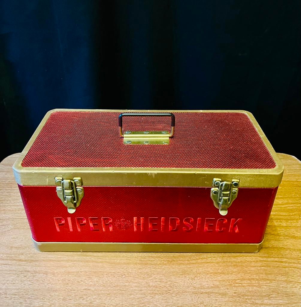 Piper heidsieck, Enlèvement