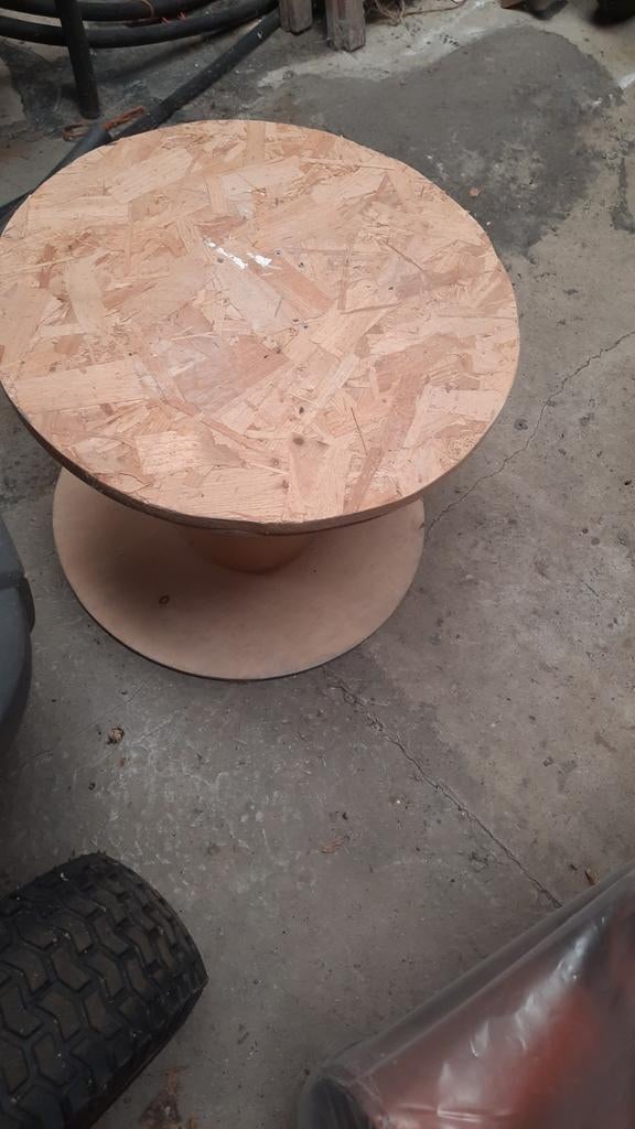 Haspel diameter 50 cm - 38 cm hoog, Tuin en Terras, Tuintafels, Ophalen, Zo goed als nieuw