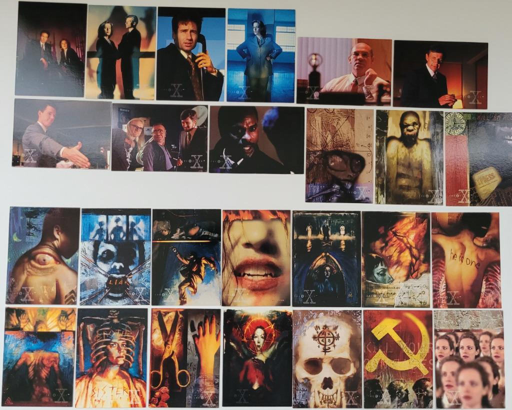 Reeks van 70 verzamelkaarten The X-Files (Topps 1996), Verzamelen, Ophalen of Verzenden, Zo goed als nieuw, Tv, Foto of Kaart