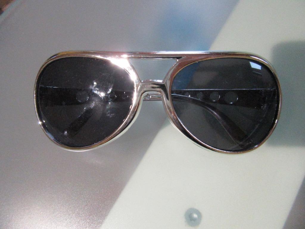 lunettes argentées accessoire de déguisement, Vêtements | Femmes, Enlèvement, Comme neuf