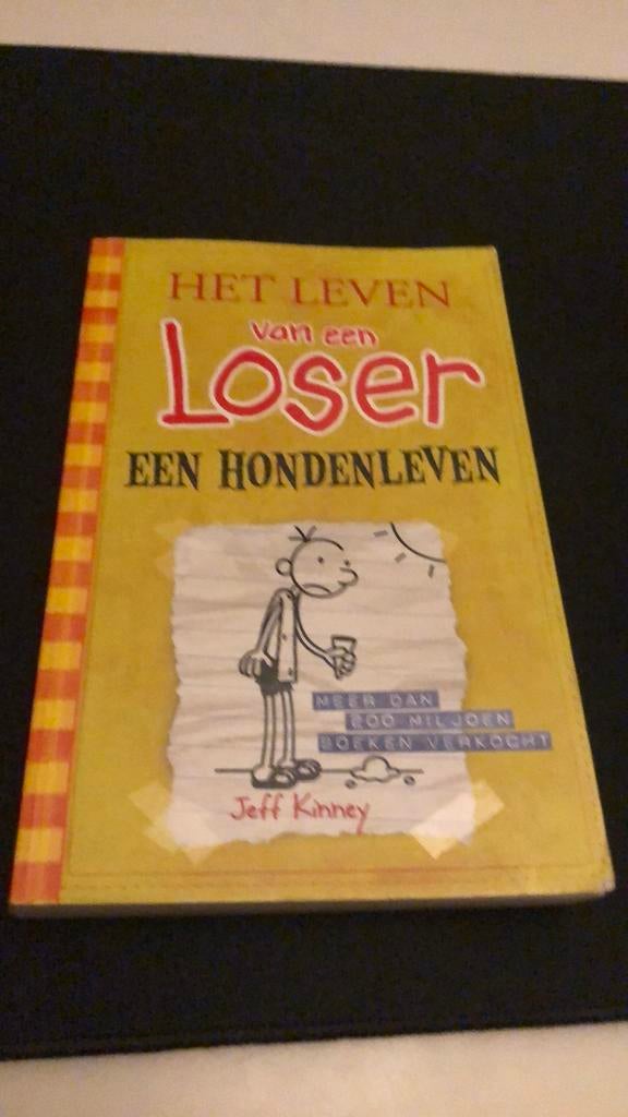 Het Leven van een Loser, een Hondenleven., Boeken, Jeff Kinney, Cartoons, Ophalen, Gelezen