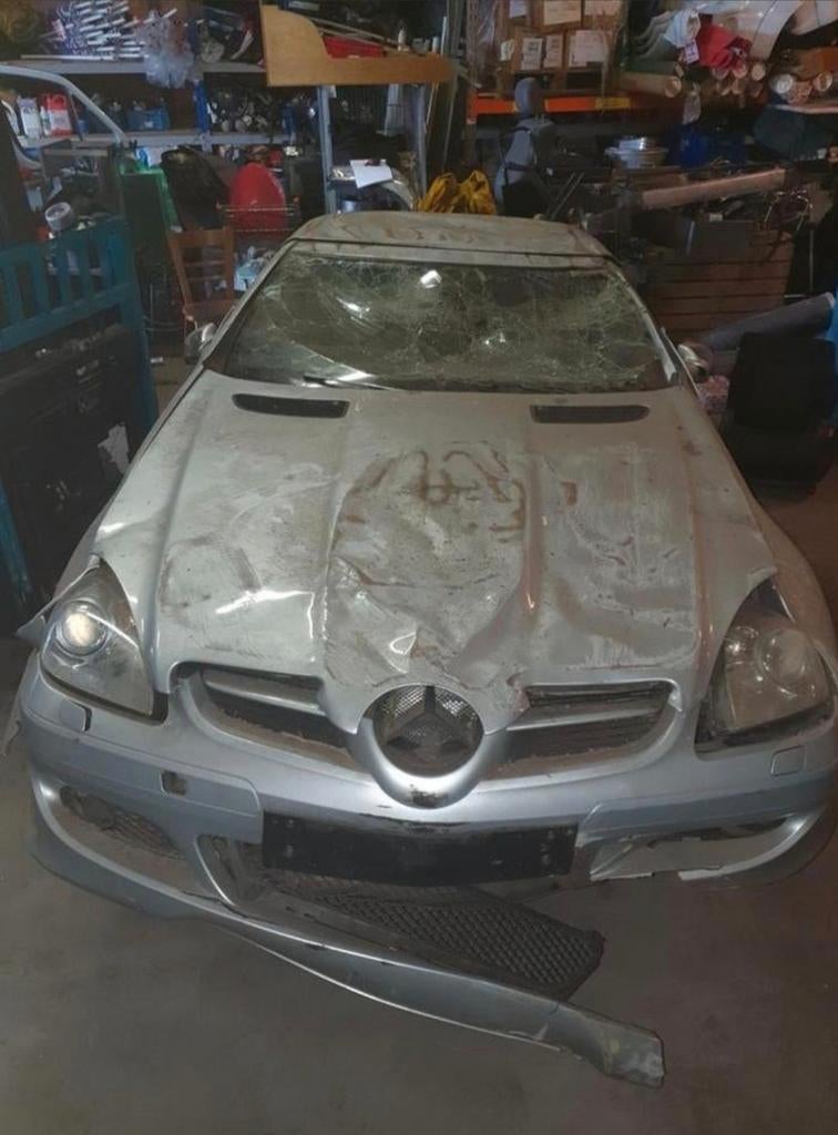 Mercedes SLK 200 Kompressor, Autos, Cuir, Argent ou Gris, Achat, Noir