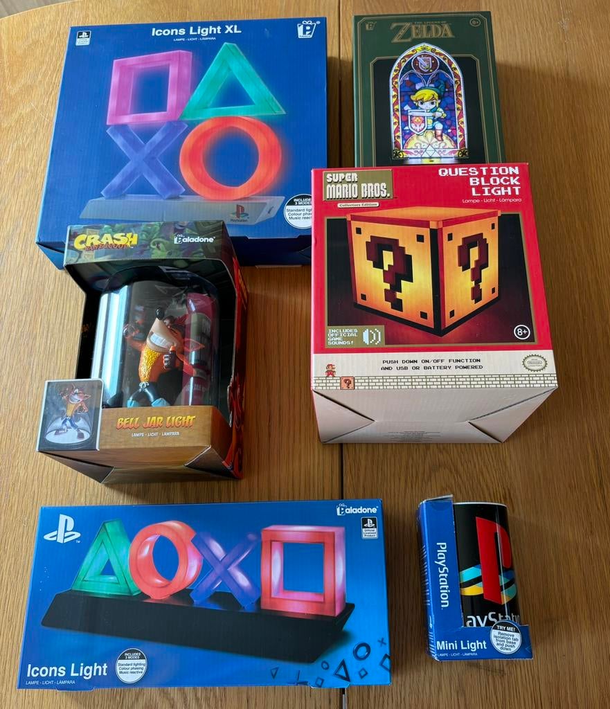 Collectie gaming lampen merchandise, Ophalen, Zo goed als nieuw