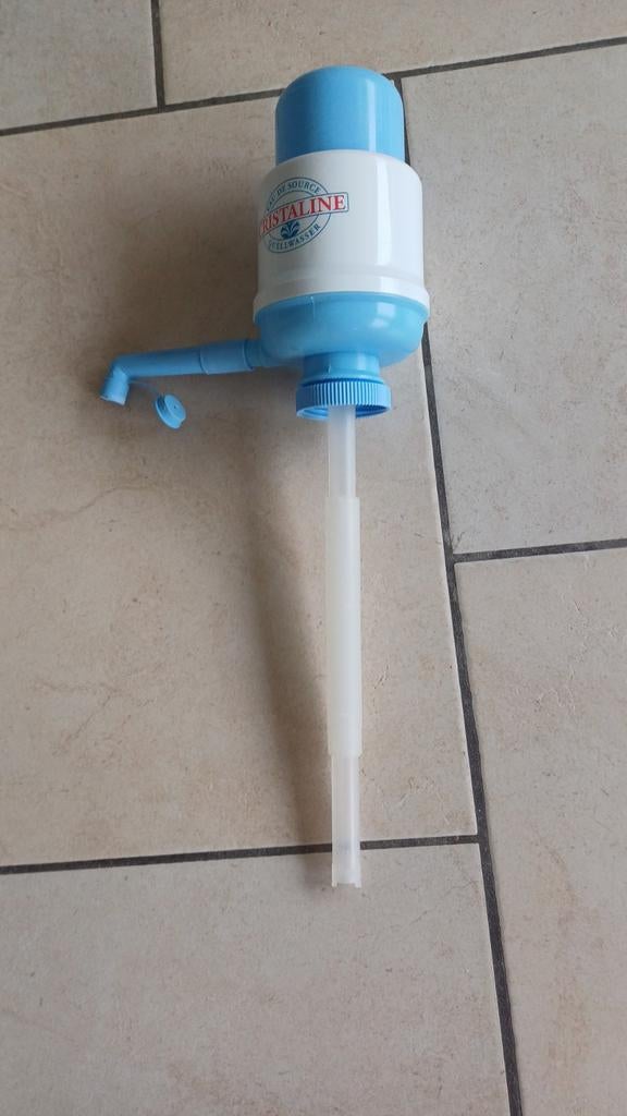 Pompe à eau pour bouteille de 5l, Elektronische apparatuur, Ophalen of Verzenden