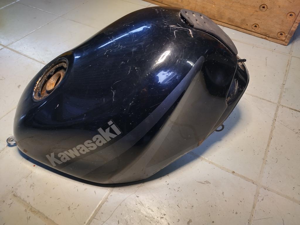 kawasaki zzr 600 model '90-'92 benzinetank, Ophalen of Verzenden, Gebruikt