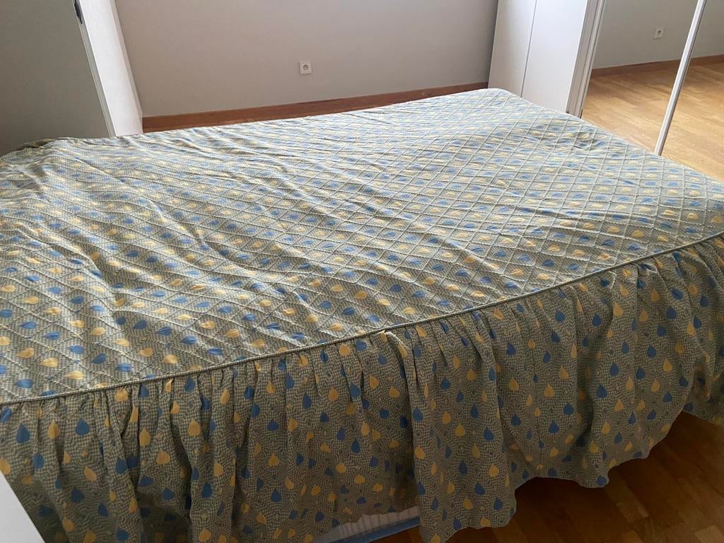 Un couvre lit plus 2 tentures, Enlèvement, Utilisé, Autres types, Bleu