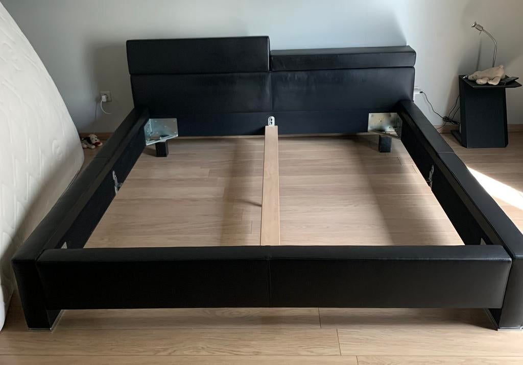Lit Elliot - Cuir noir - Literie, Enlèvement, Utilisé, 180 cm, Deux personnes