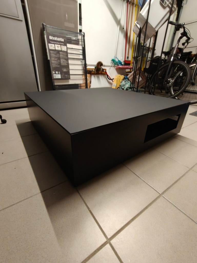 Designsalon tafel, Carré, Enlèvement, Utilisé, Verre