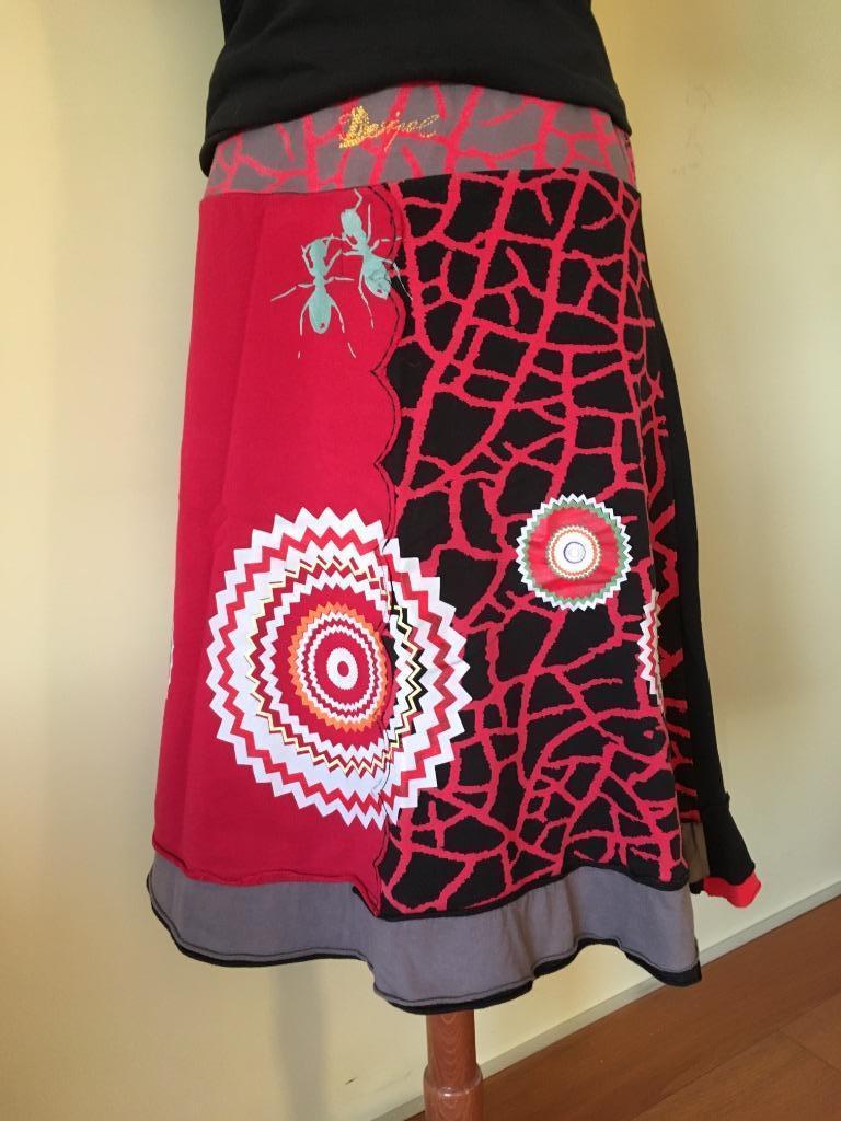 Desigual rok, rood en zwart, maat XL (Europese L), Maat 42/44 (L), Ophalen of Verzenden, Knielengte, Desigual