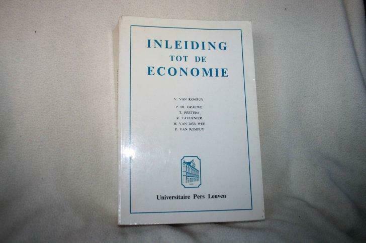 Inleiding tot de economie – V. Van Rompuy, P. De Grauwe,..., Boeken, Studieboeken en Cursussen, Gelezen, Ophalen of Verzenden