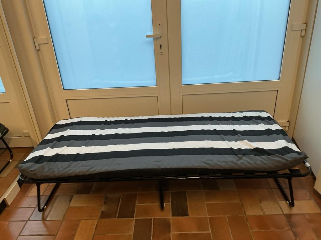 Opklapbed, Ophalen, Zo goed als nieuw, 80 cm