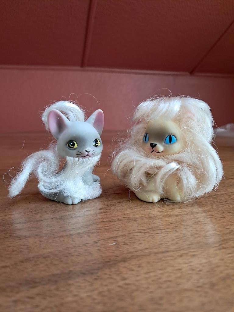 Lot de 2 chats de compagnie de Barbie Vintage, Enlèvement ou Envoi, Utilisé