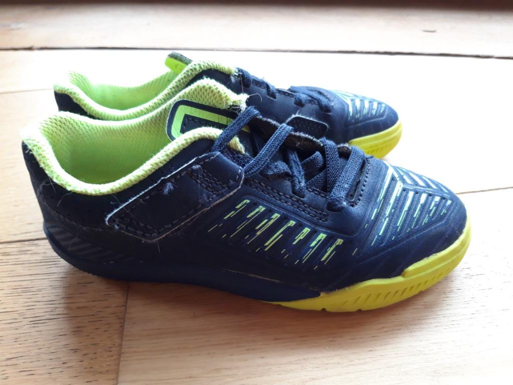 Basket de Futsal- Pointure 29, Enfants & Bébés, Vêtements enfant | Chaussures & Chaussettes, Comme neuf, Chaussures, Garçon ou Fille