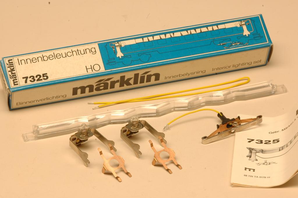Éclairage intérieur de voiture Märklin 7325, Hobby & Loisirs créatifs, Trains miniatures | HO, Comme neuf, Wagon, Märklin, Enlèvement ou Envoi