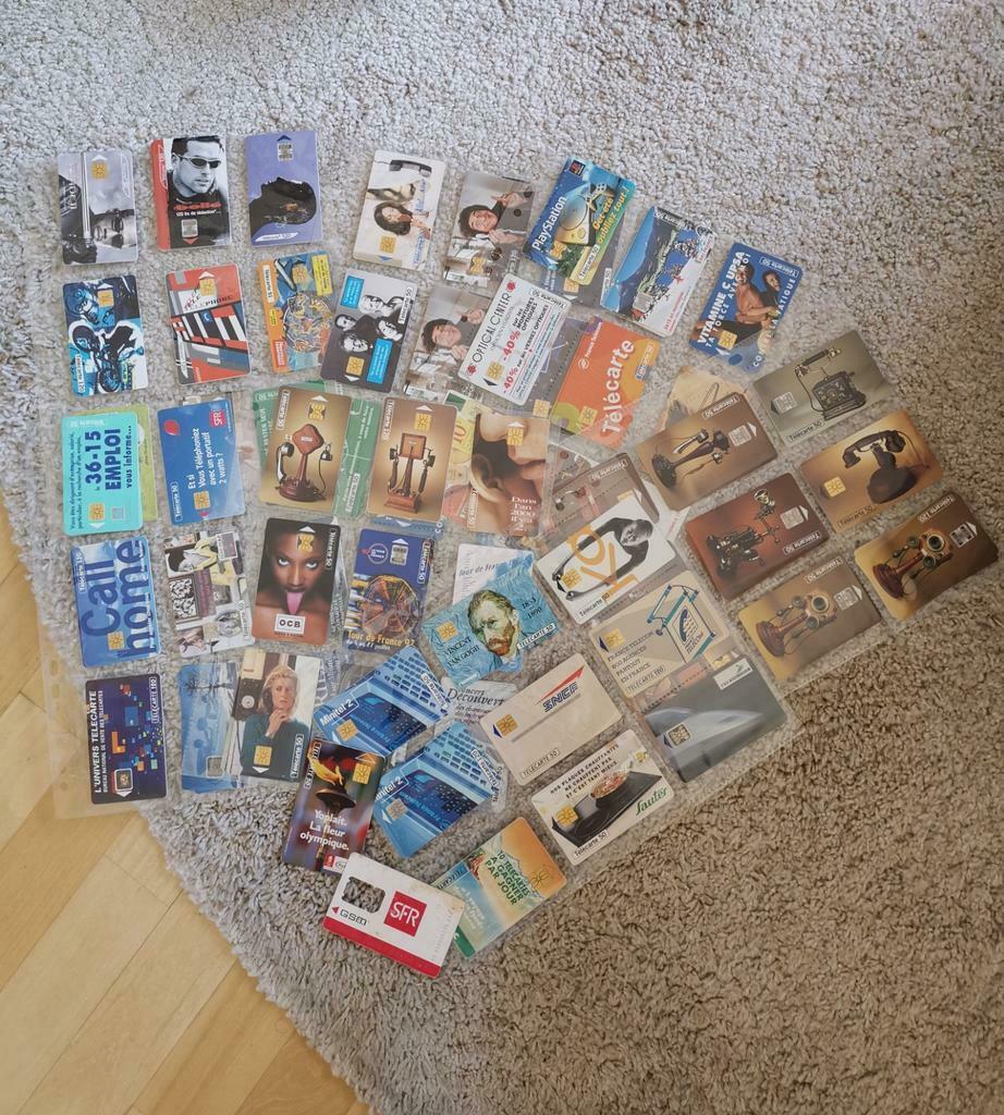 86 cartes à puces France + classeur, Collections, Enlèvement ou Envoi