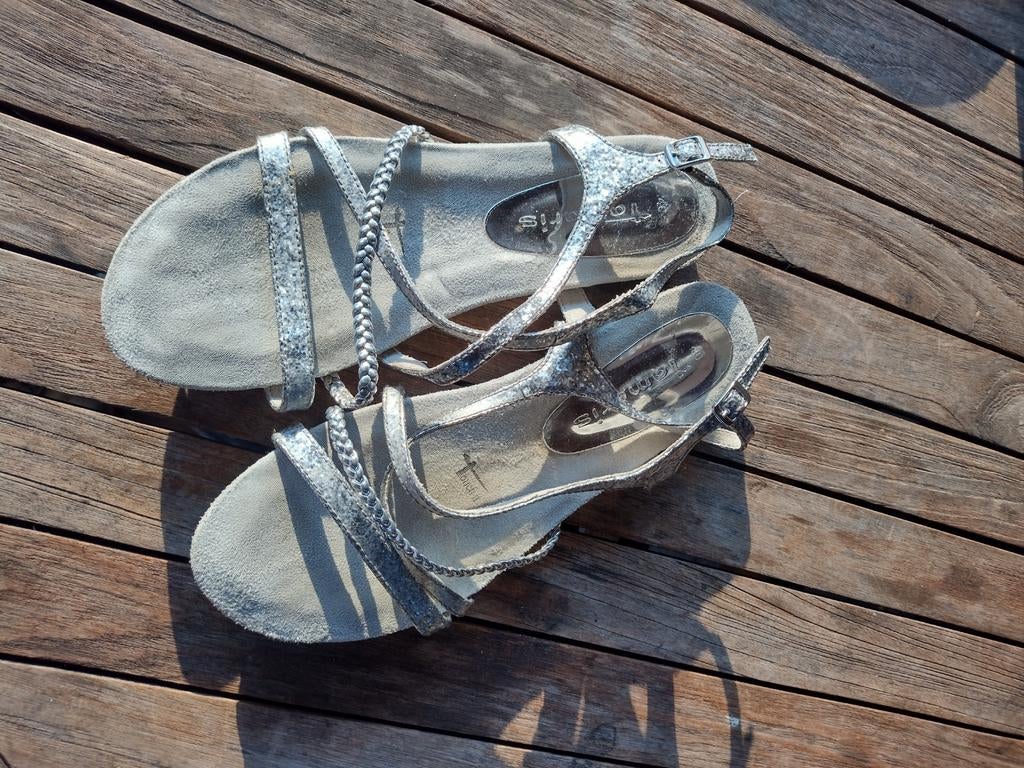 Sandalen,merk Tamaris,kleur zilver,maat 40,NIEUW 1x gedragen, Enlèvement ou Envoi, Comme neuf