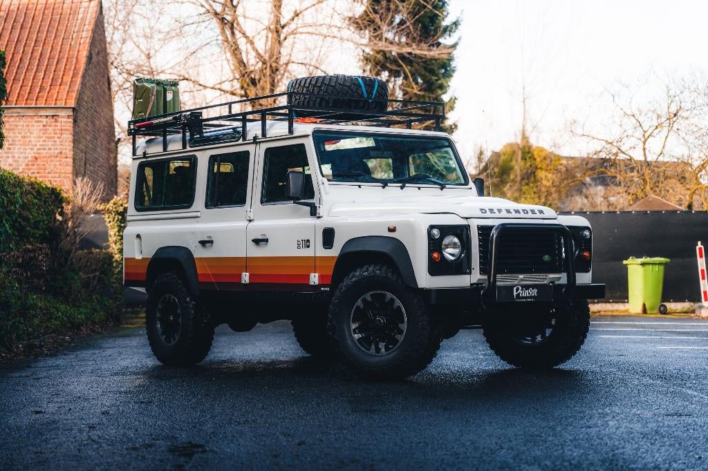 Land Rover Defender 110 // 7 zit // AIRCO // EX BTW, 90 kW, Euro 5, Stof, Zwart